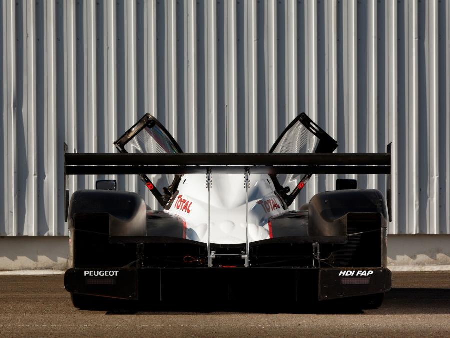  Peugeot 908 V12 HDi 2007 года  (фото 40 из 55)